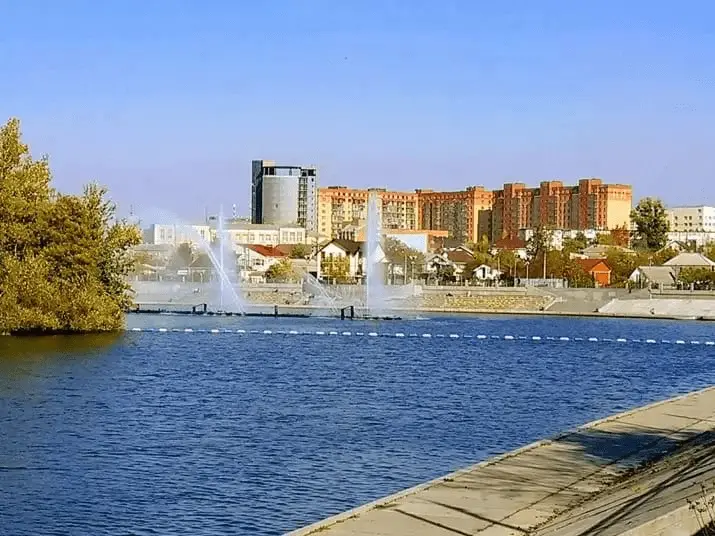 Порівняння районів Вінниці: Вишенька та Поділля з висоти